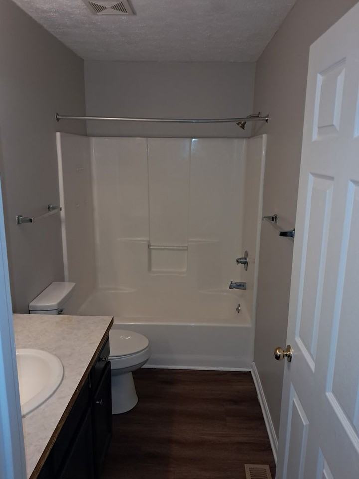 1515 Pollard Ave - Photo 7 of 12