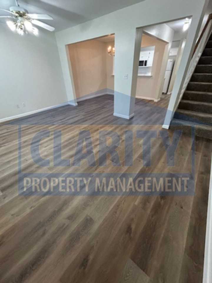 7812 Avalon Acres Ct - Photo 3 of 24