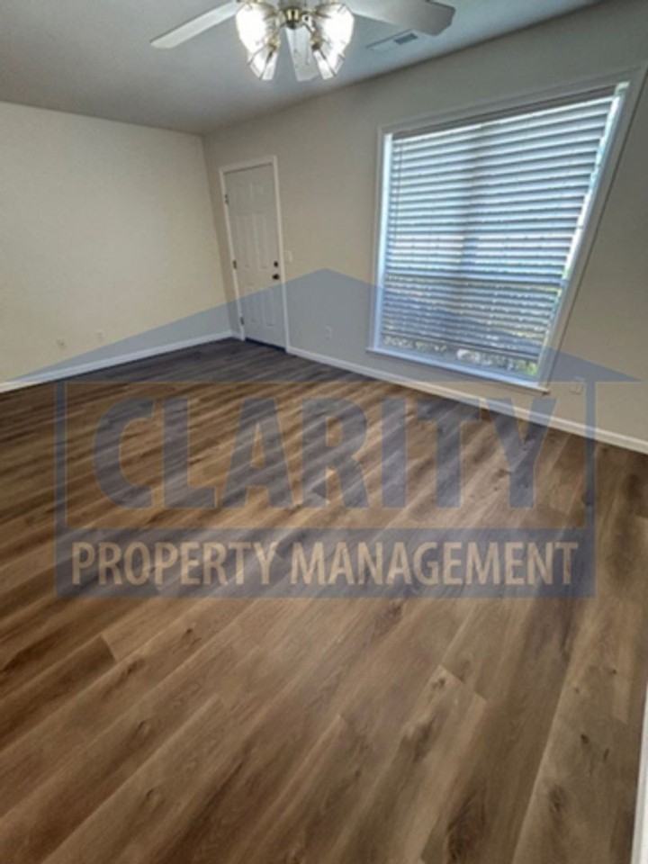 7812 Avalon Acres Ct - Photo 4 of 24