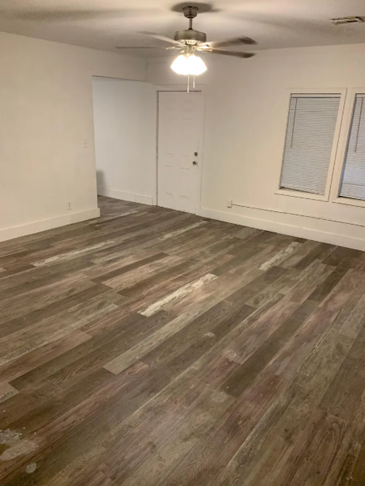 5031 W 30th St - Photo 2 of 12