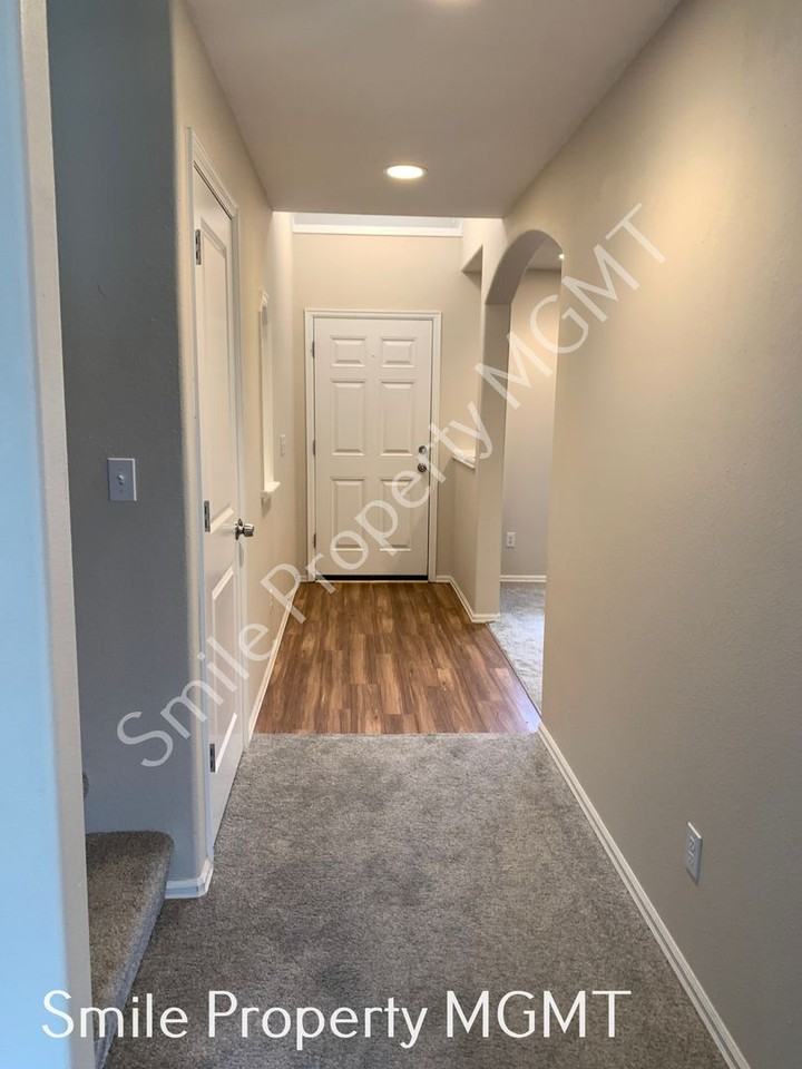 13840 Se 131st Ave - Photo 3 of 19