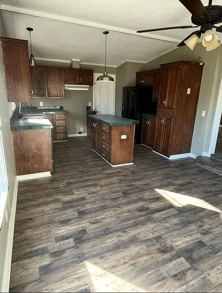 3289 Bradshaw Rd - Photo 4 of 11