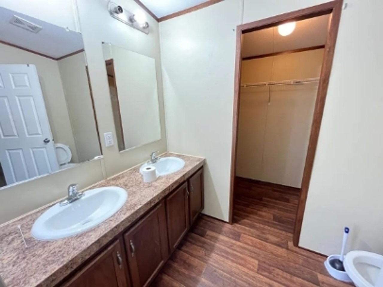 5260 5260 SWCR 1140 - Photo 4 of 5