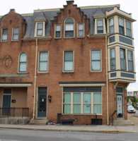 featured image of 202 E King St #1