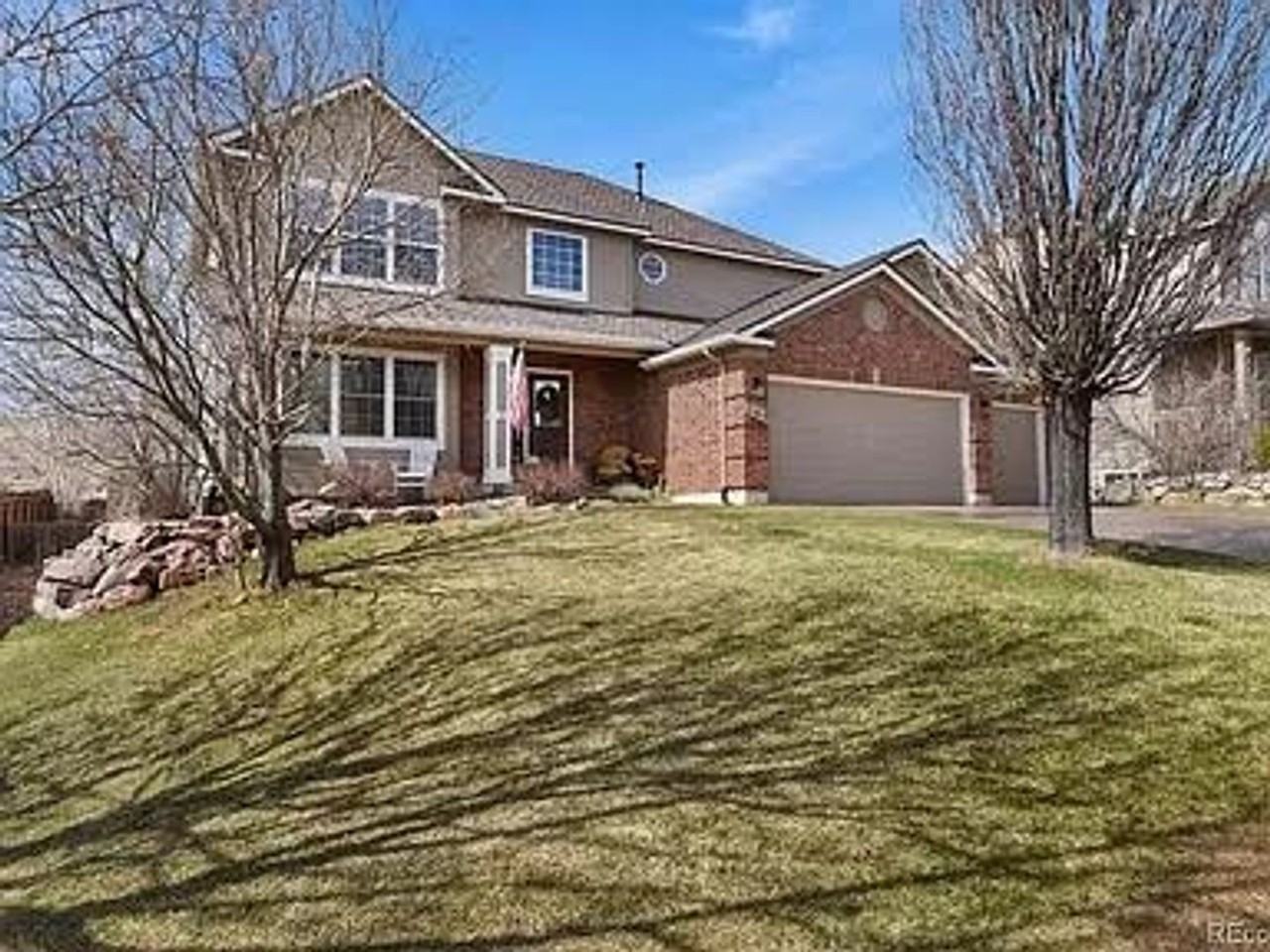 749 Capeglen Rd - Photo 2 of 23