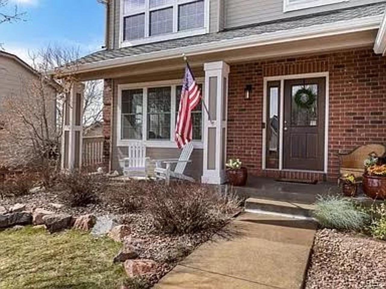 749 Capeglen Rd - Photo 3 of 23