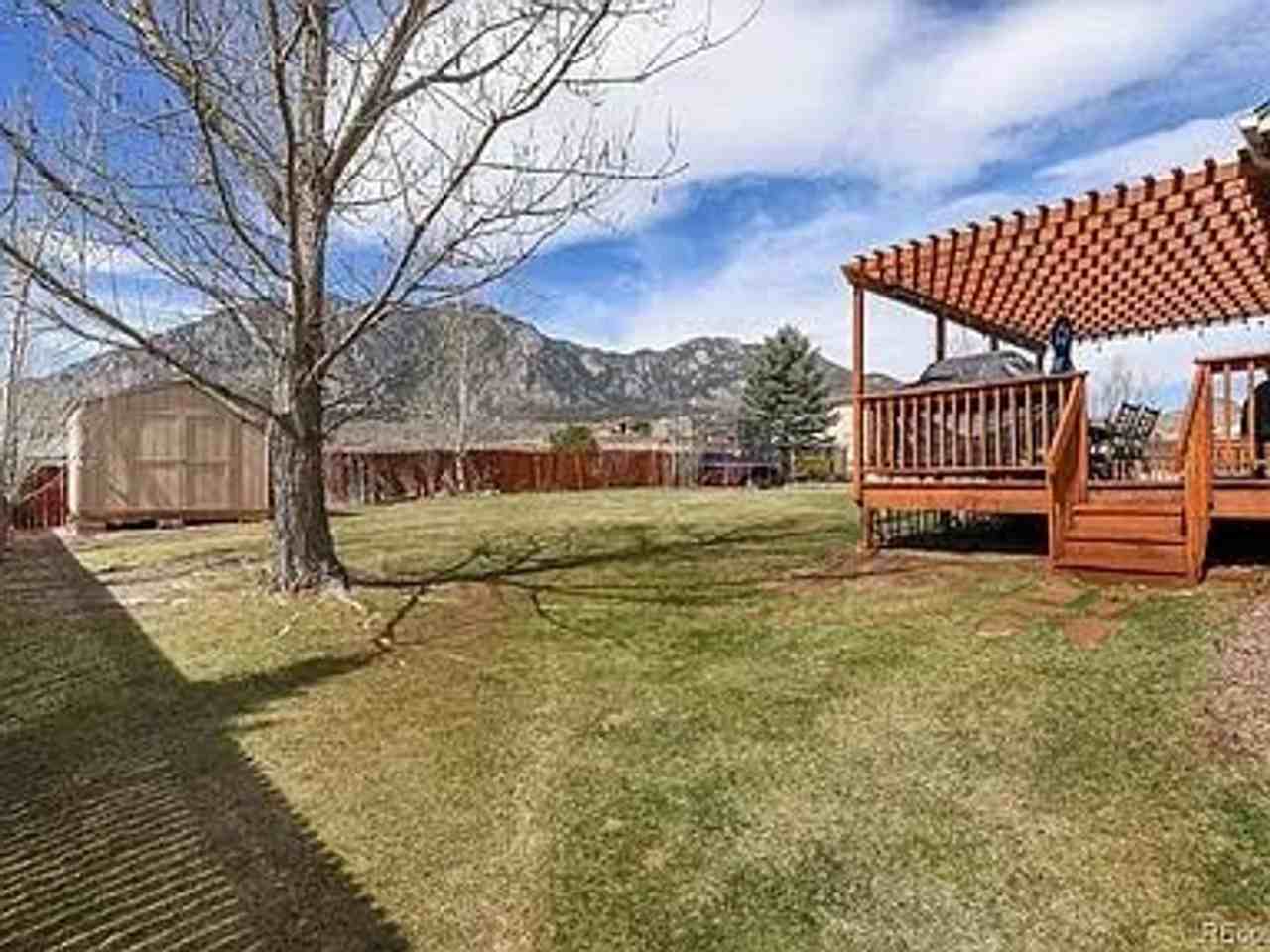 749 Capeglen Rd - Photo 6 of 23