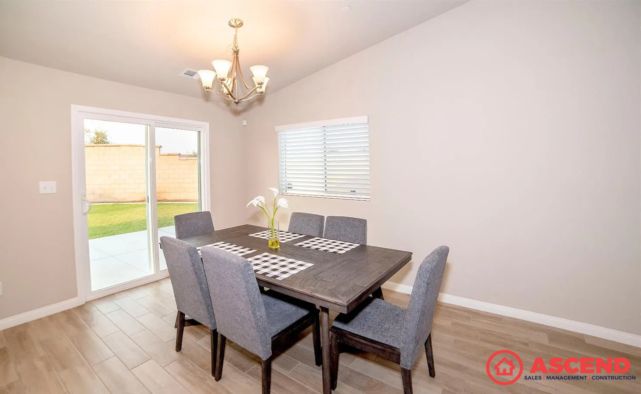 9402 Horsetail Creek Ct - Photo 6 of 17