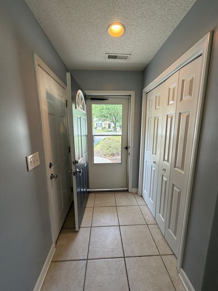 222 Tobiano Dr - Photo 2 of 15