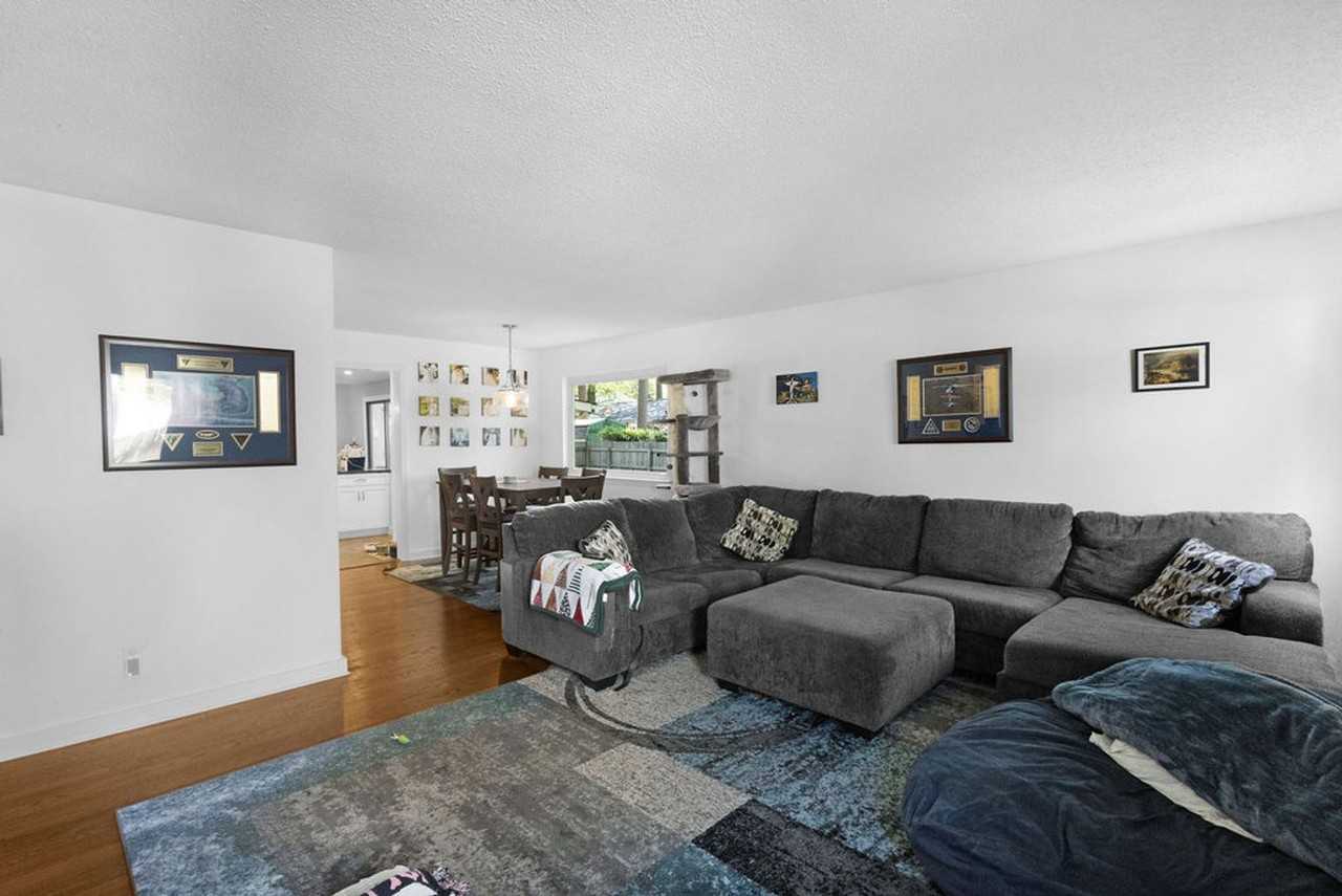 3537 Sea Gull Rd - Photo 3 of 15