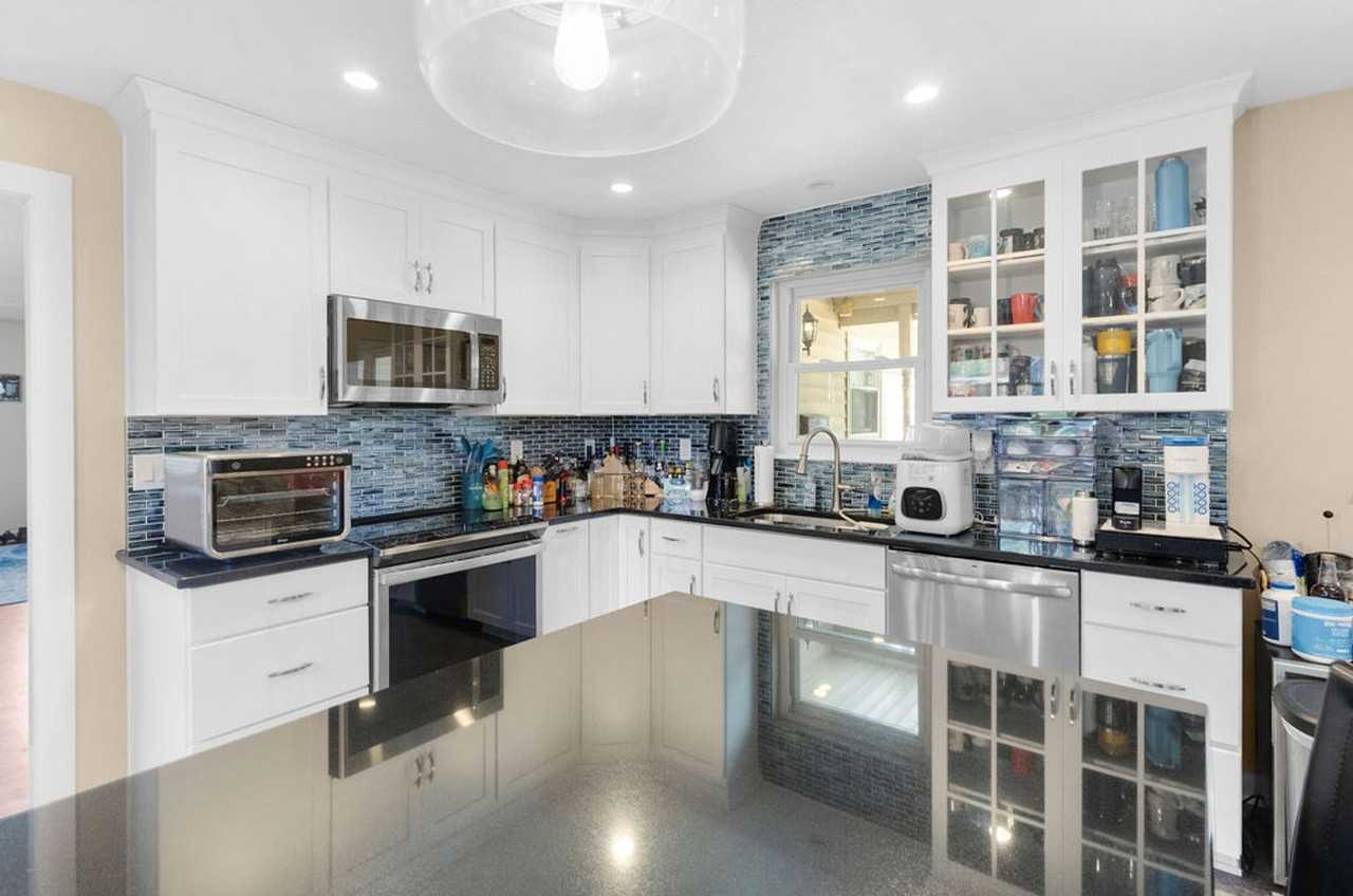 3537 Sea Gull Rd - Photo 5 of 15