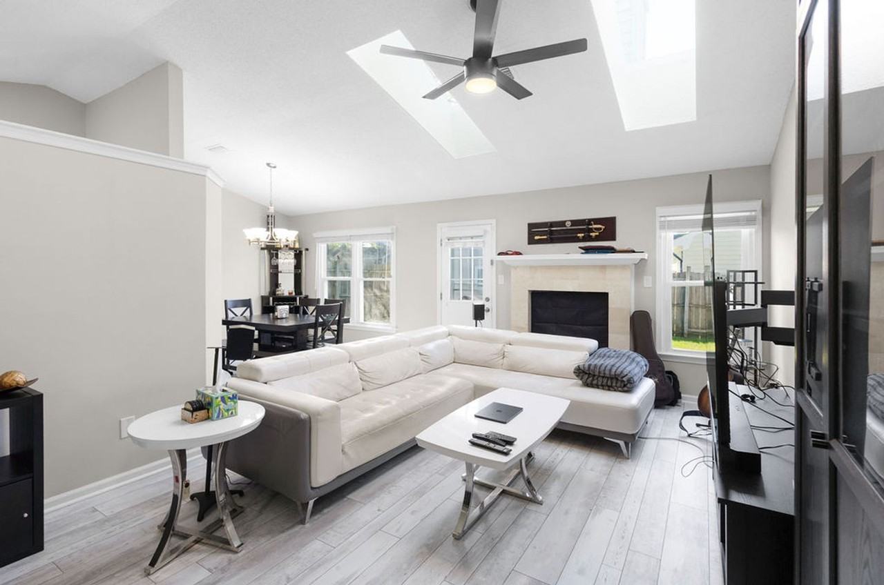 1333 Graylyn Ct - Photo 4 of 14