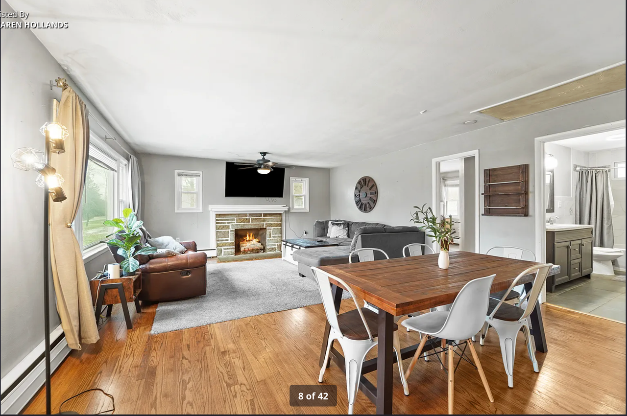 628 Coddington Rd - Photo 2 of 14