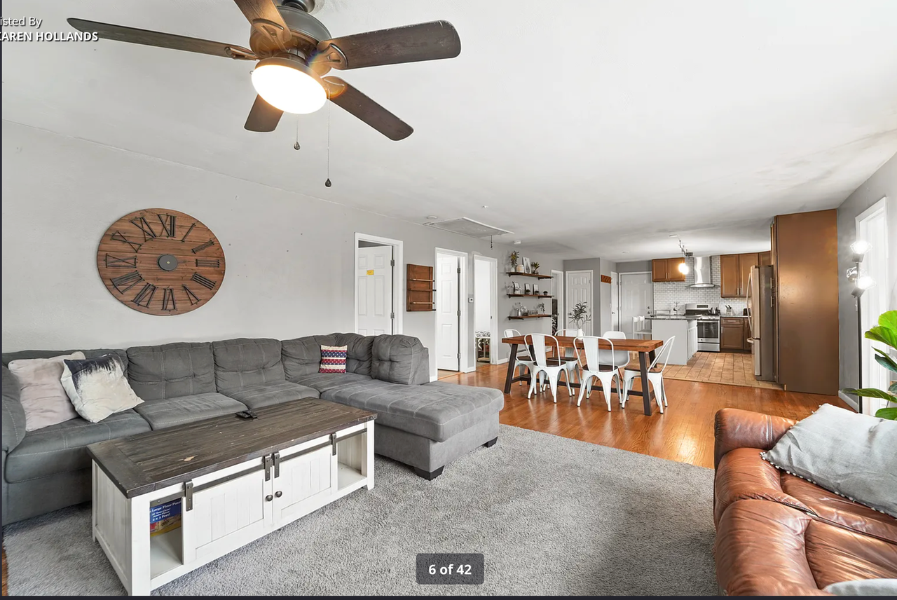 628 Coddington Rd - Photo 3 of 14
