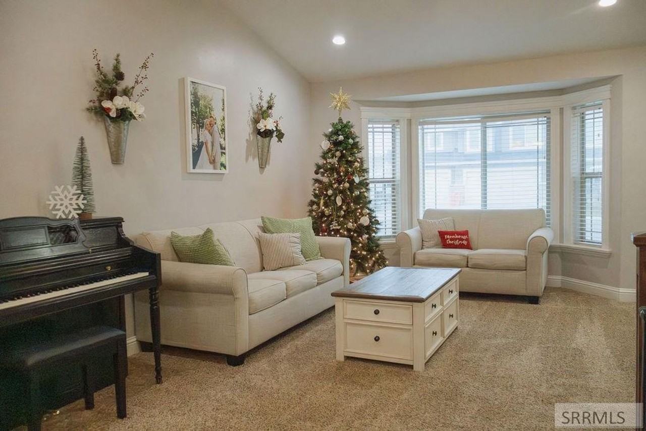 3412 Ringneck Dr - Photo 3 of 18