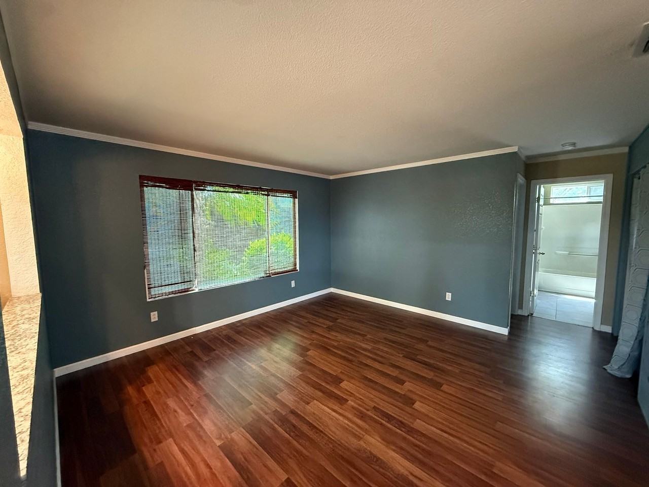 8921 Altameda Ct - Photo 5 of 16