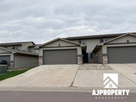 featured image of 6516 W 6th Pl