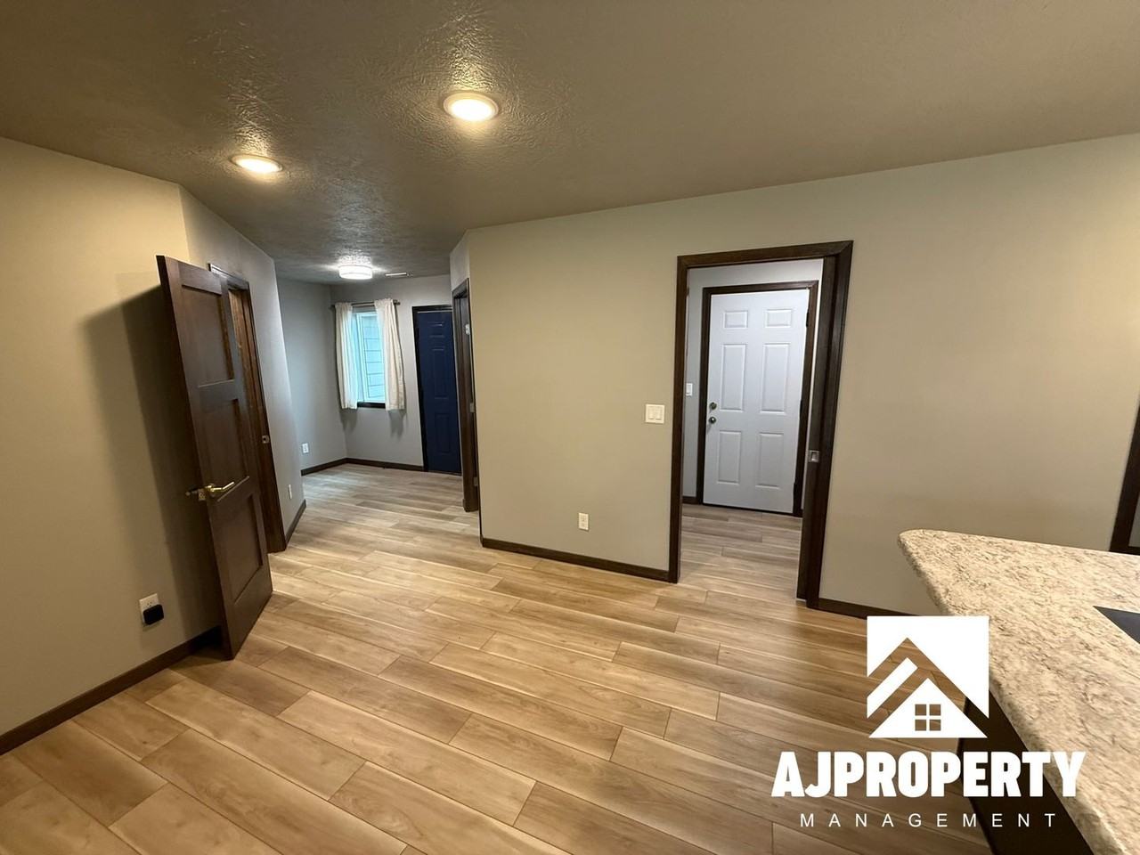 6516 W 6th Pl - Photo 7 of 27