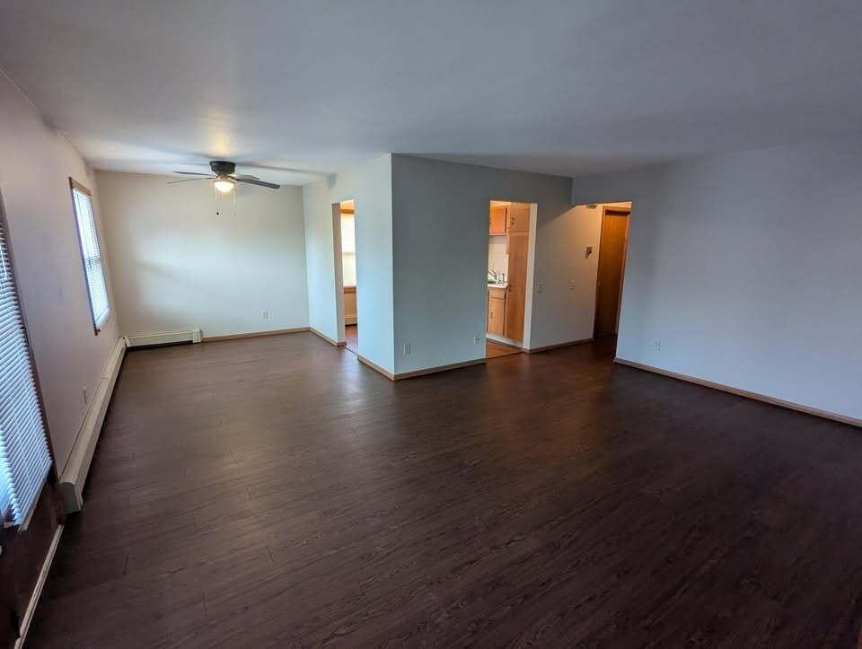 1126 Jefferson St #D - Photo 7 of 8