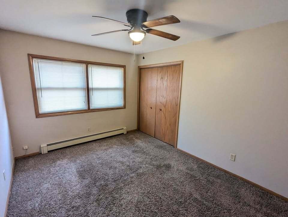 1126 Jefferson St #D - Photo 5 of 8