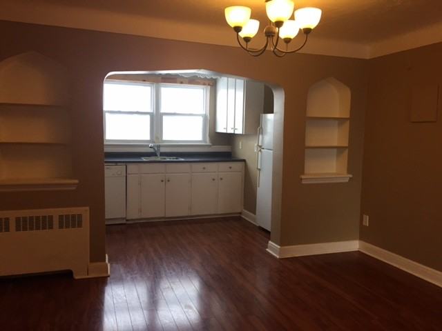 311 Blake - OLD - Photo 3 of 19