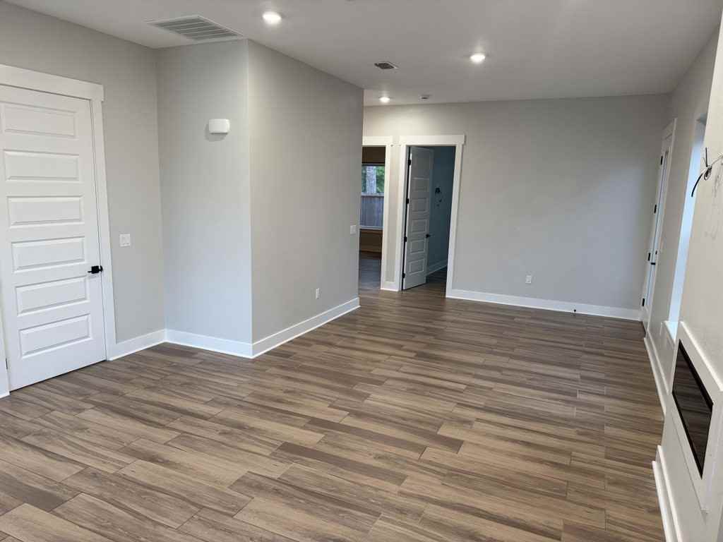 1903 Greenleaf St - Photo 3 of 13