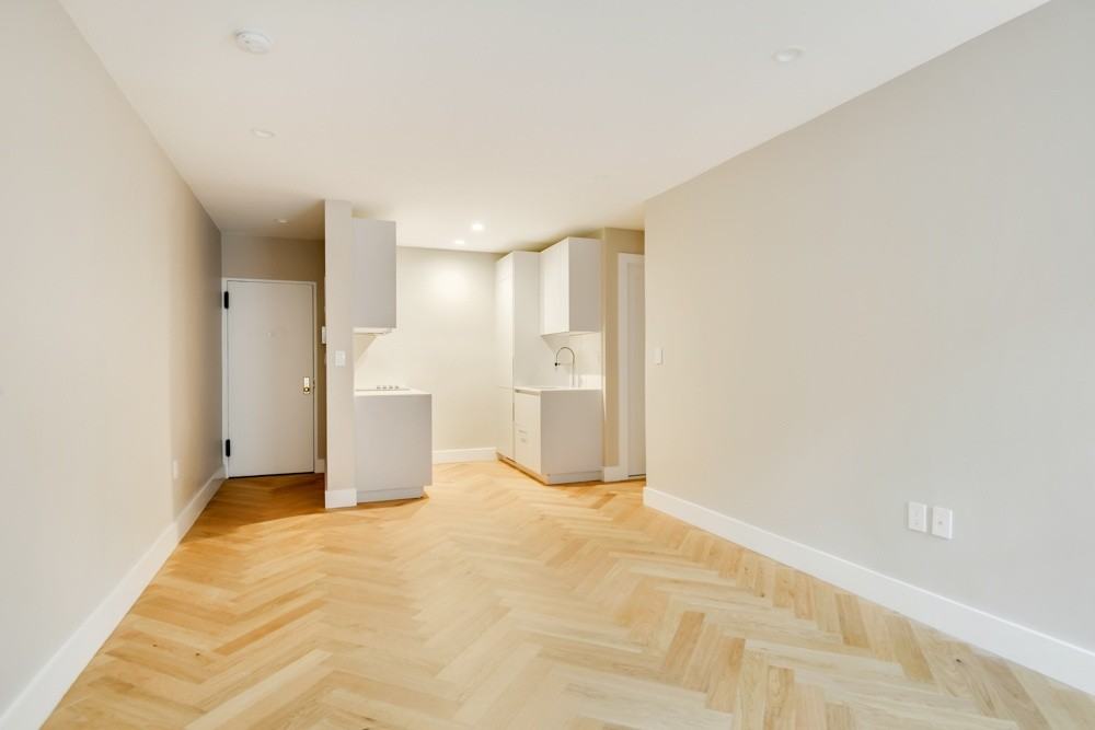 14th Street - Photo 7 of 11