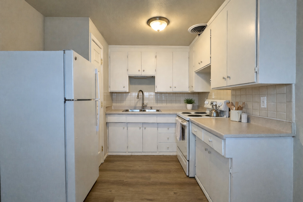 10550 Midvale Ave N #2 - Photo 2 of 9