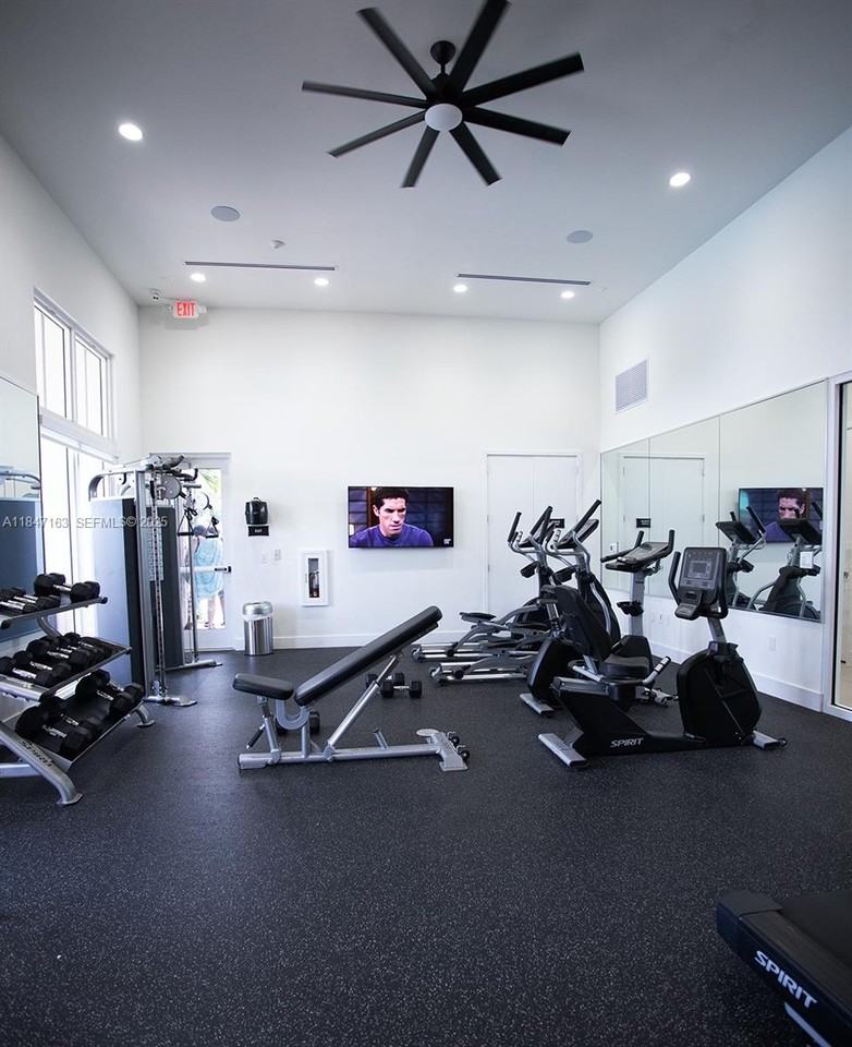 12309 Northwest 24th Place - Photo 7 of 18