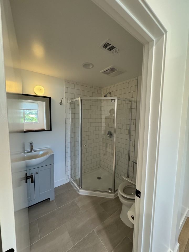 2533 S Curson Ave #3H - Photo 3 of 21