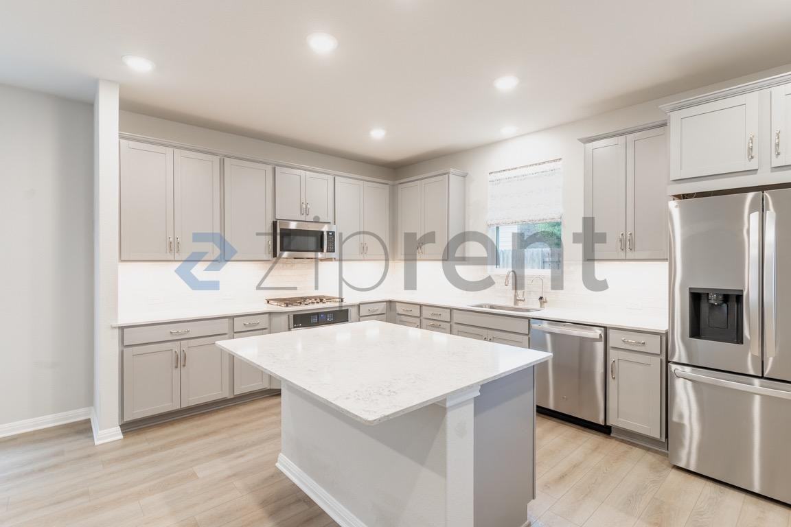 120 Baron Von Gator Dr - Photo 4 of 26