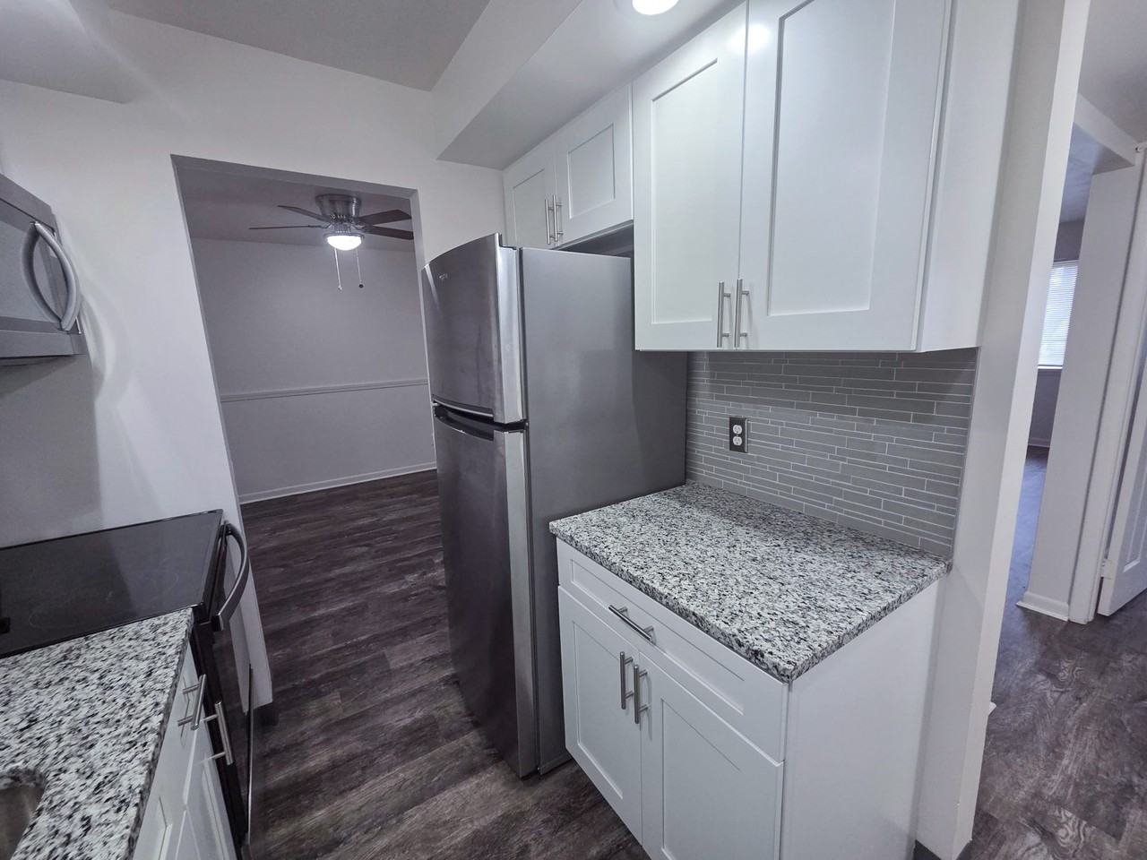 Imperial North Apartment Homes - Photo 6 of 29