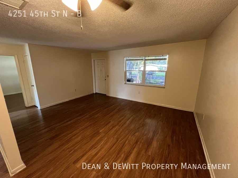 4251 45th St N #B - Photo 4 of 16