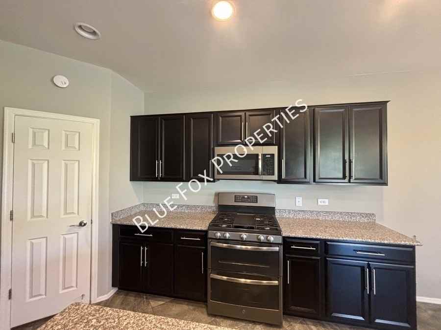 3156 S Three D Ct - Photo 7 of 30