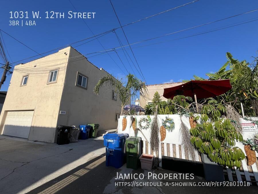 1031 W 12th St - Photo 5 of 37