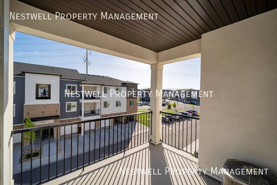 762 N 260 W - Photo 2 of 20