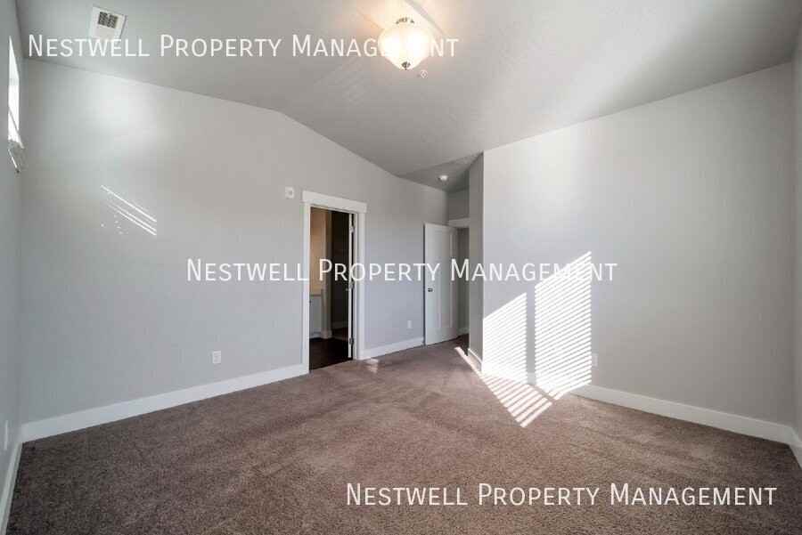 762 N 260 W - Photo 6 of 20