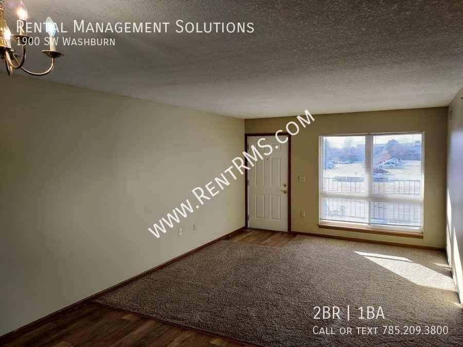 1900 Sw Washburn Ave #105 - Photo 7 of 22