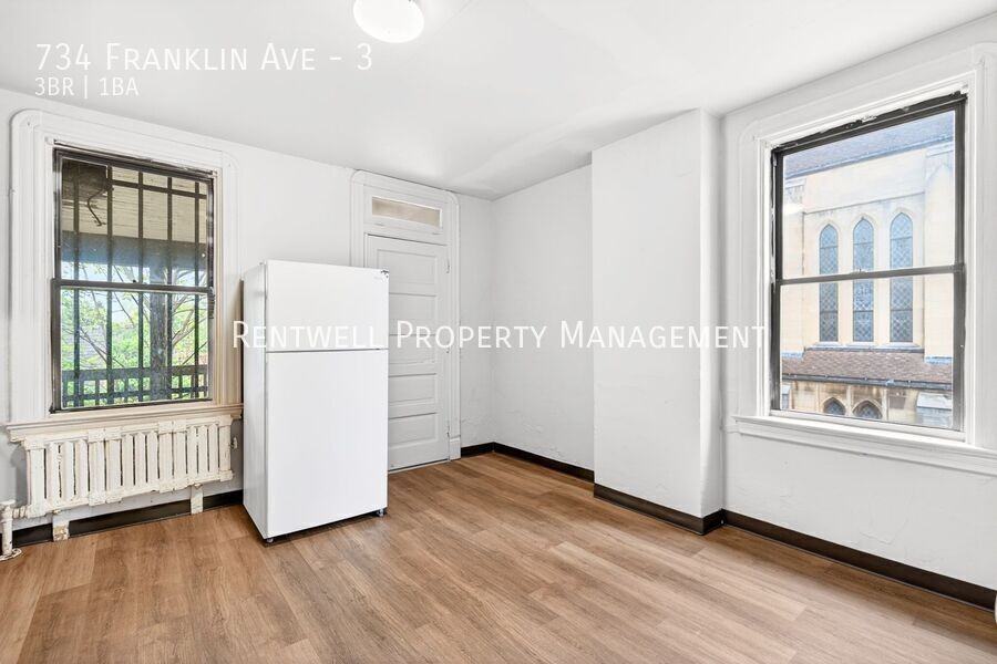 734 Franklin Ave #3 - Photo 6 of 34