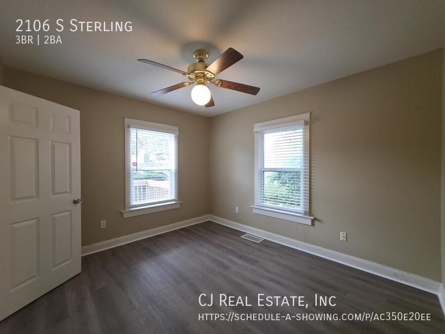 2106 S Sterling Ave - Photo 7 of 11