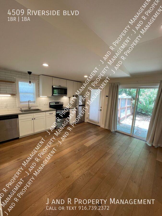 4509 Riverside Blvd - Photo 2 of 8