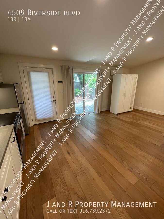 4509 Riverside Blvd - Photo 7 of 8