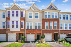 featured image of 21774 Harroun Ter