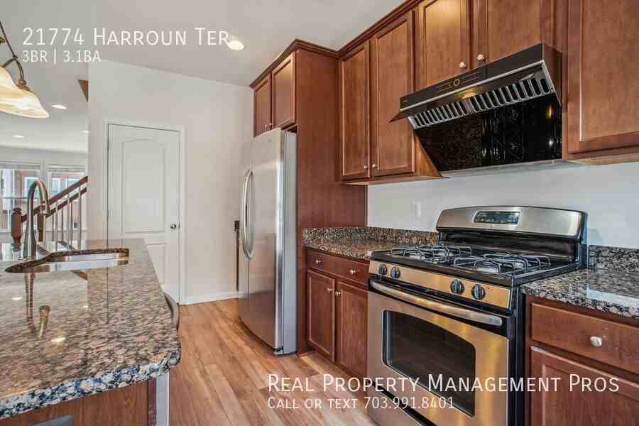 21774 Harroun Ter - Photo 5 of 45