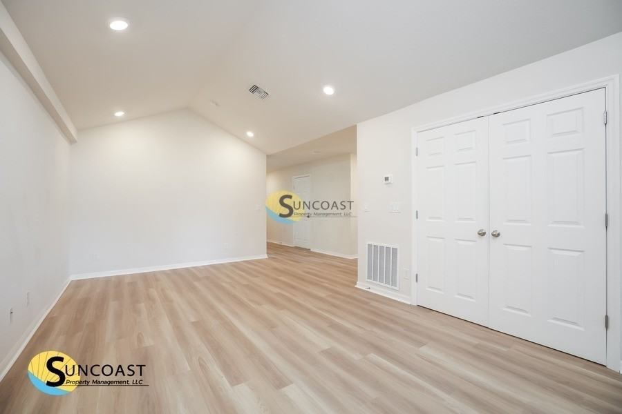 3817 Sw 8th Ct - Photo 4 of 17