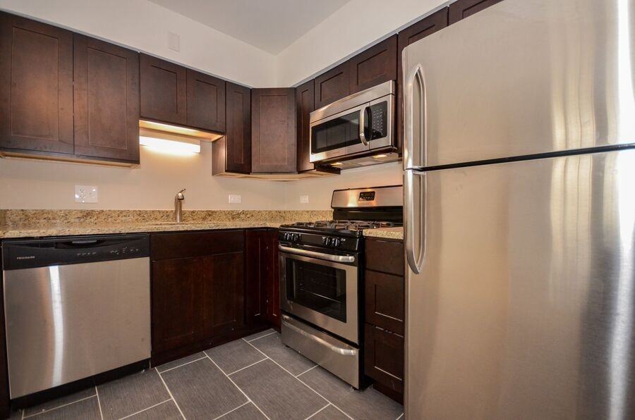 27 N Maple Ct #6 - Photo 2 of 8