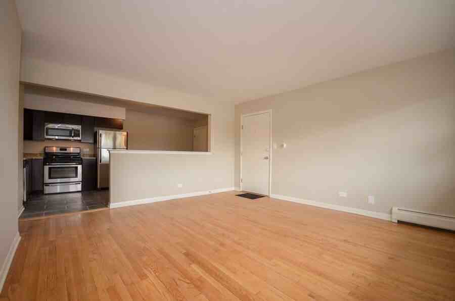 27 N Maple Ct #6 - Photo 4 of 8