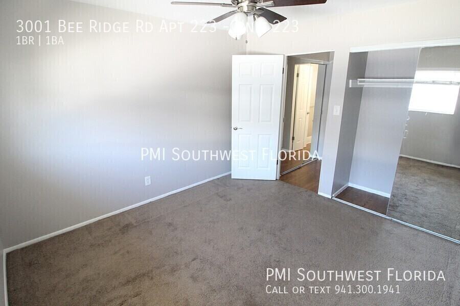 3001 Bee Ridge Rd Apt 223 #223 - Photo 7 of 19