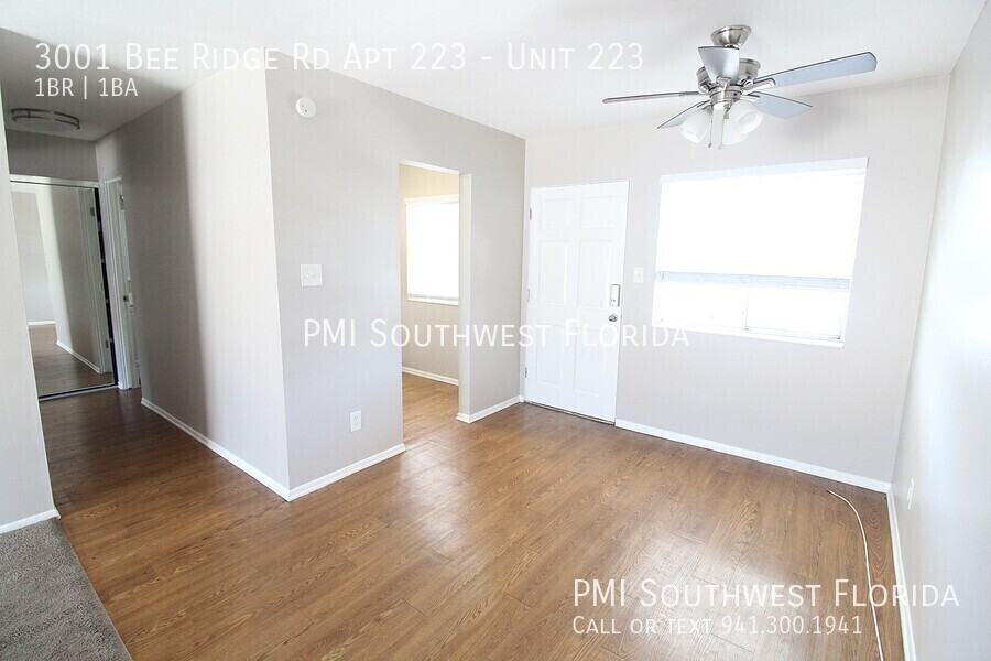 3001 Bee Ridge Rd Apt 223 #223 - Photo 3 of 19