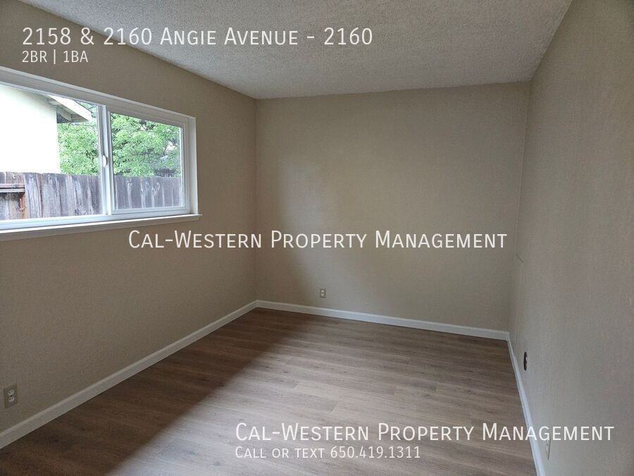 2158 & 2160 Angie Avenue #2160 - Photo 7 of 12